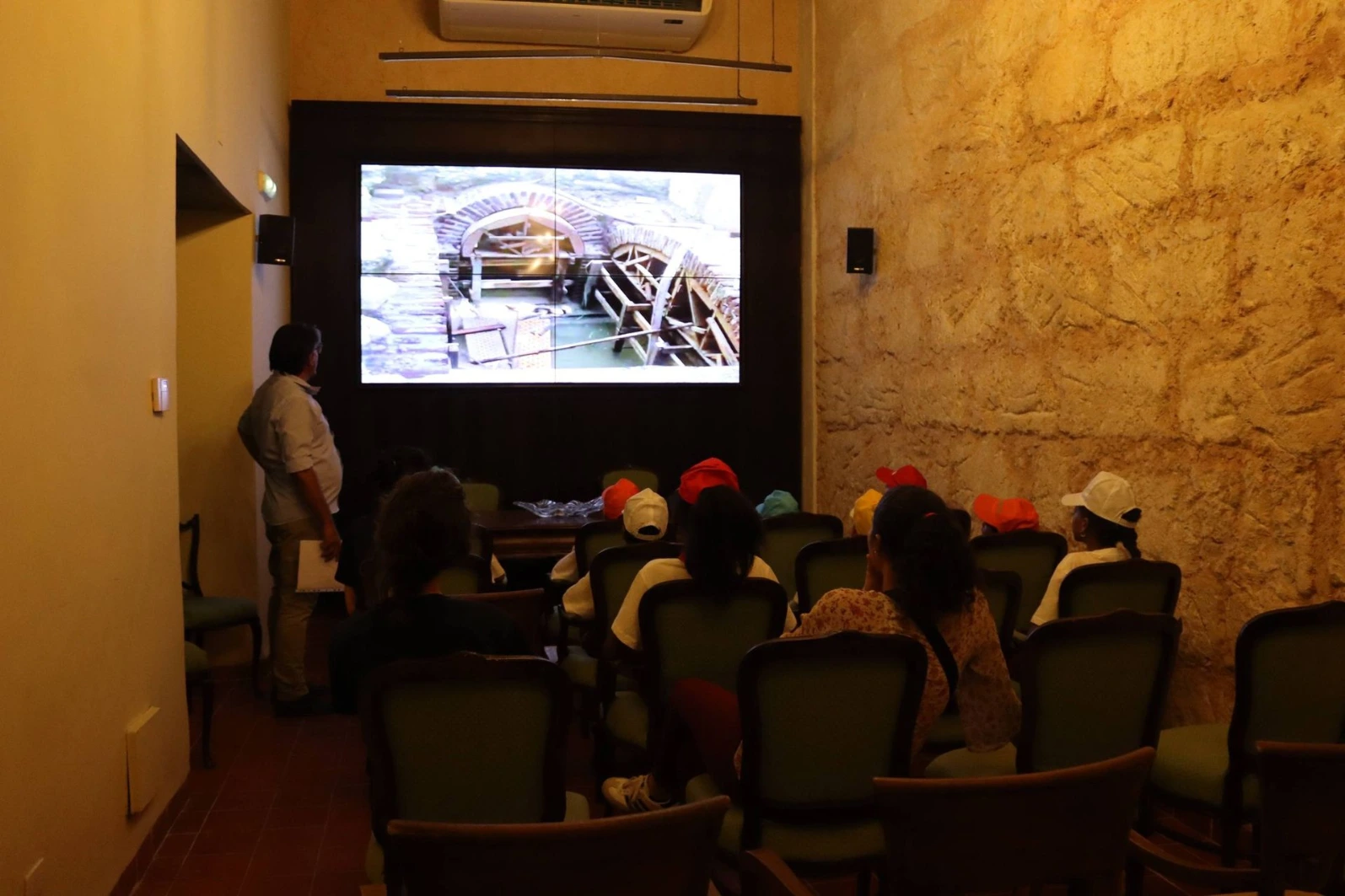 Un taller sobre patrimonio y turismo en La Habana